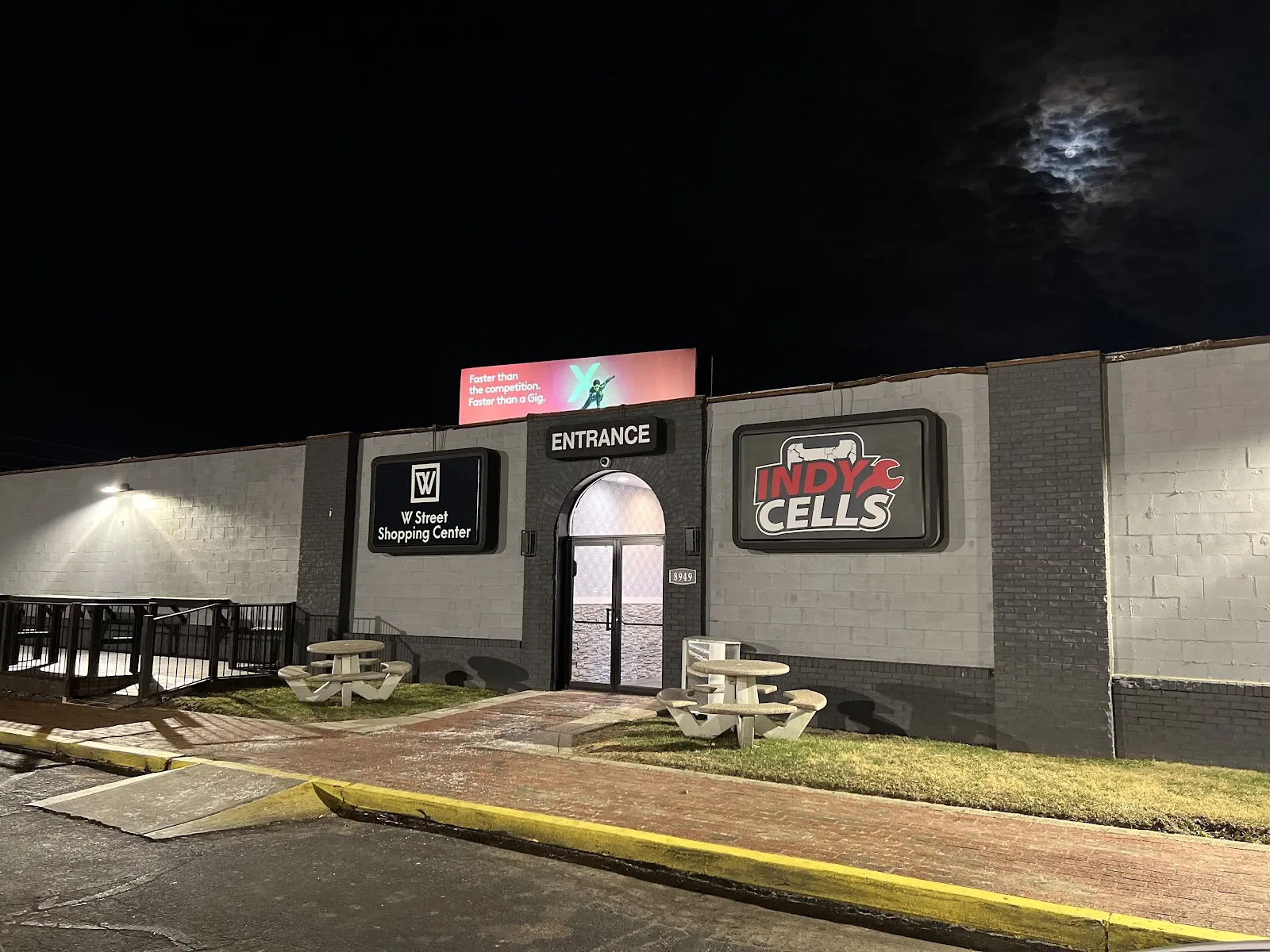 IndyCells | Buy & Sell Phones Indianapolis photo